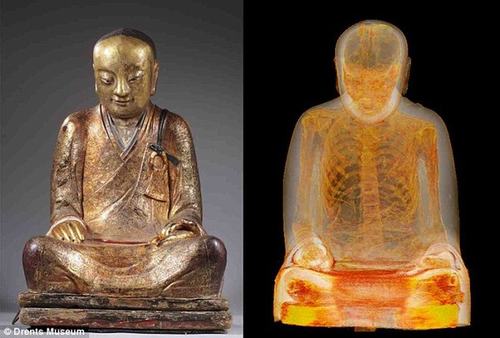 Phát hiện xác ướp nhà sư 1000 năm tuổi trong tượng Phật