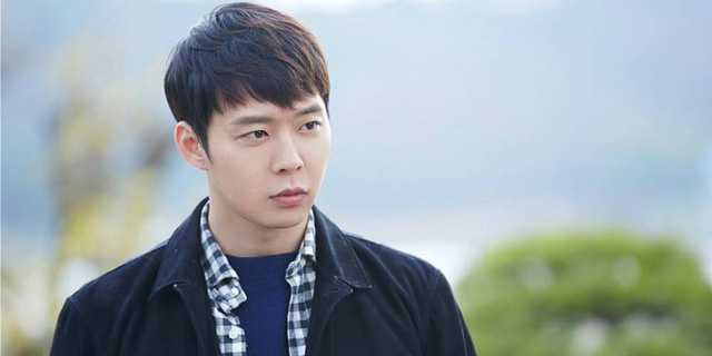 
Nam diễn viên Park Yoo Chun bị cấm xuất ngoại trong thời gian cảnh sát điều tra vụ tấn công tình dục.

