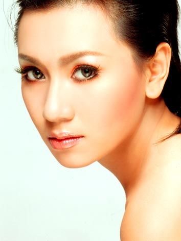 Người tình màn ảnh sexy nhất của Lý Hùng lấy chồng lần 2 - 8