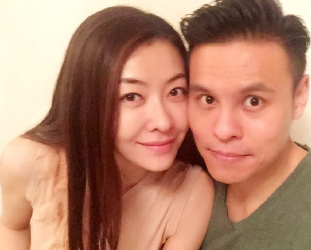 
Sau hơn một năm hò hẹn, Lâm Đại Hùng và Quách Khả Tụng đã mua nhà ở Hồng Kông, chuẩn bị cho cuộc sống gia đình.
